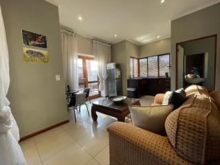 Jade Mountain Cottage 玉山小屋 - White River - 6