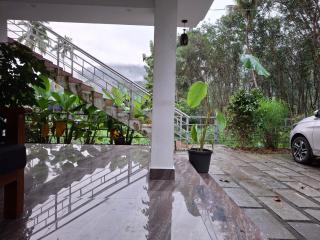 Crystal Riverview Homestay - Kuttampuzha - 5