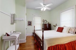 Avett House - Lake Junaluska - 3