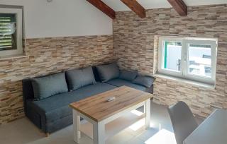 Beautiful Apartment In Sibenik - Šibenik - 8