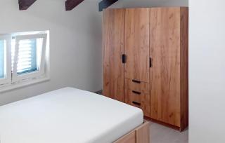 Beautiful Apartment In Sibenik - Šibenik - 2