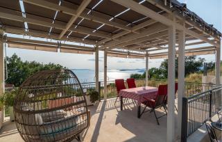 2 Bedroom Stunning Home In Podstrana - Podstrana - 9