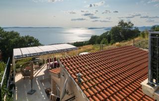 2 Bedroom Stunning Home In Podstrana - Podstrana - 8
