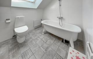 Cozy Home In Kungsbacka - 5
