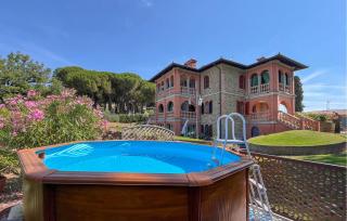 Awesome Apartment In Castel Rigone - Castel Rigone - 0