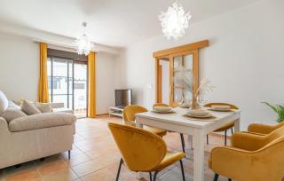Gorgeous Apartment In Itrabo With Wifi - Ítrabo - 5