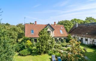 4 Bedroom Lovely Home In Horslunde - Horslunde - 1