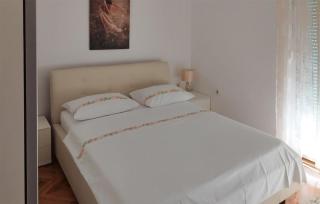 Gorgeous Apartment In Sibenik With Wifi - 2