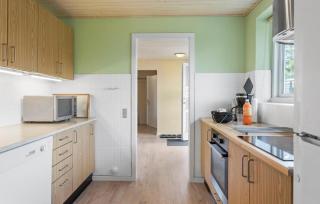 2 Bedroom Cozy Home In Væggerløse - Marielyst - 4