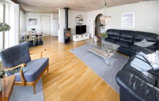 Beautiful Home In Uddevalla With Wifi - 7