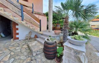 2 Bedroom Lovely Apartment In Novigrad - Novigrad Dalmatia - 4