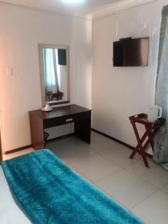 46 on Kowie TBT guest house - 4