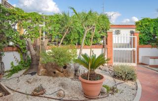 3 Bedroom Nice Home In Marina Di Modica - Marina di Modica - 2