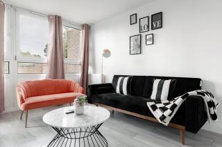 3BR Off A13 , Sleeps 6, 2mins to Langdon DLR,Free Parking - 6