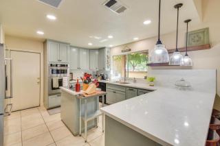 1 Mi to Applegate Park Zoo Home with Fire Pit! - Merced - 3