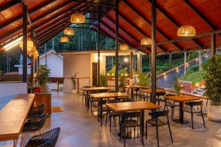 Theyila Wayanad Premium Pool Resort - Sultan Bathery - 3