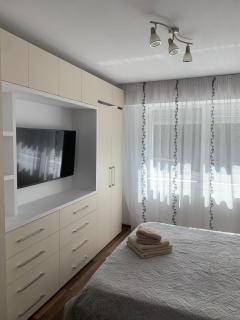 Apartament de lux cu 3 camere - Bacău - 2
