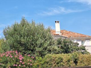 Bel Appartement En Haut de Villa - Sanary-sur-Mer - 2