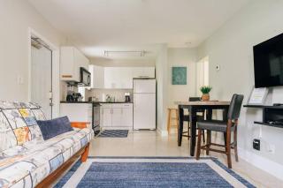 Two blocks from Beach - Walk to the water! - Pompano Beach - 7