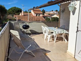 Bel Appartement En Haut de Villa - Sanary-sur-Mer - 3