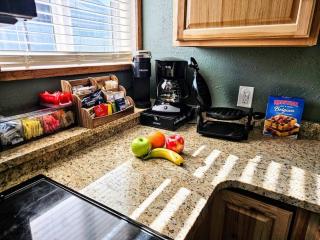 Private Cabin- Breakfast - Double Tub - 75in TV - SUP - Washer Dryer - BBQ - West Point - 1