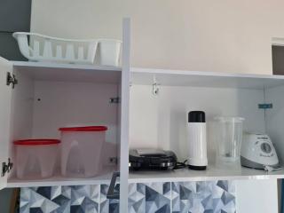 Kitnet404 central, com tv smart,linda vista para janela - Montes Claros - 3