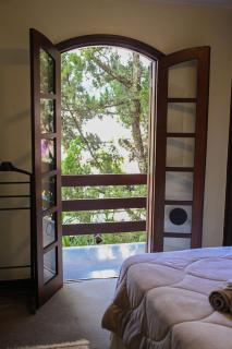 Casa com Piscina e Área Gourmet em Mury - 3