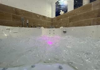 Suite romantique avec Balnéo - 2