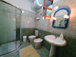 Sara Guesthouse - Berat - 3