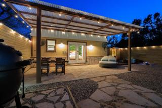 Romantic Luxury Retreat hot cold pool & sauna - 2