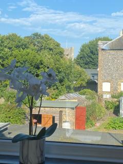 Rivendell spacious two bedroom 1st floor flat - 9