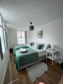 City Centre Apartment Perfect Location - 5