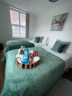 City Centre Apartment Perfect Location - 2