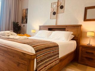 Deluxe Studio Pool View - Gym & Facilities Access - 5