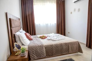 Spacious Two-Bedroom Apartment Sea View Near Beach - 6