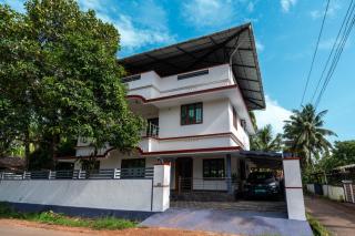 Nest Villa - A Homely Heaven Near the Skies - Nedumbassery - 0