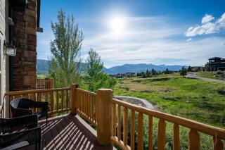 Bigfoot's Alpine Retreat - 4