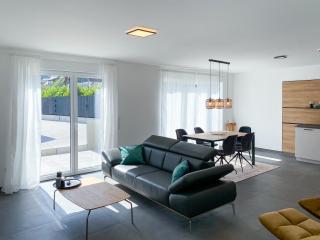 4-Zimmer Wohnung, zentral Fränkische Schweiz, Neubau, Parkplatz, 3 SZ, 2 BZ, große Terrasse - 6