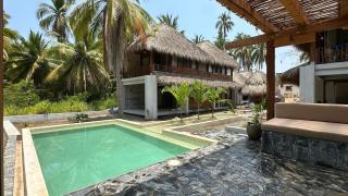 Villa Gato Surf Houses grande 4-6 personas, Starlink, AC, alberca, 50 m del spot, terraza - La Salada - 0