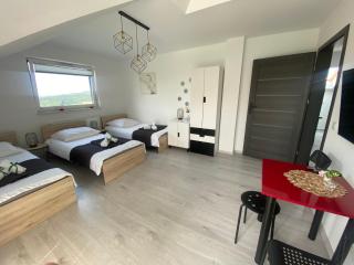 Apartamenty Emerald Hills - - 7