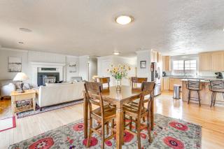 8 Mi to Jacksonville Oregon Getaway with Deck! - Jacksonville - 4