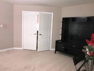 ZK7 Room Near Airport - Mississauga - 5