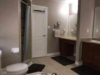 ZK7 Room Near Airport - Mississauga - 8