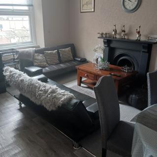 Llandudno Beachfront 2 Double Bedroom Apartment 2nd Floor - Llandudno - 8