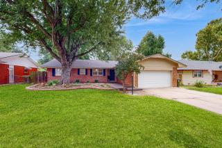 Honey's House - Norman - 0