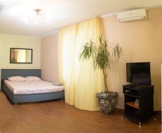 Kyiv apartment on Derevlyanskaya street close to the downtown - Kiev - 1