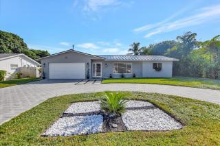 Boca Beauty - Stylish Home with Pool home - 6
