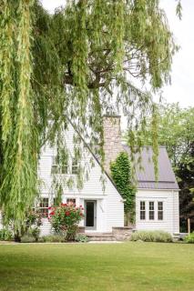 Waterfront Niagara-On-The-Lake Farmhouse on a Vineyard - Niagara on the Lake - 9