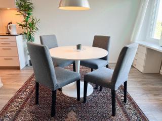 Moderne & helle Wohnung mit Netflix & Bergsicht - Wetzikon - 3