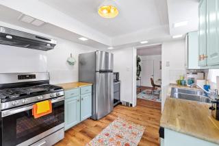 3bd - BBQ & Hot Tub - Centrally Located - Pittsburgh - 0
